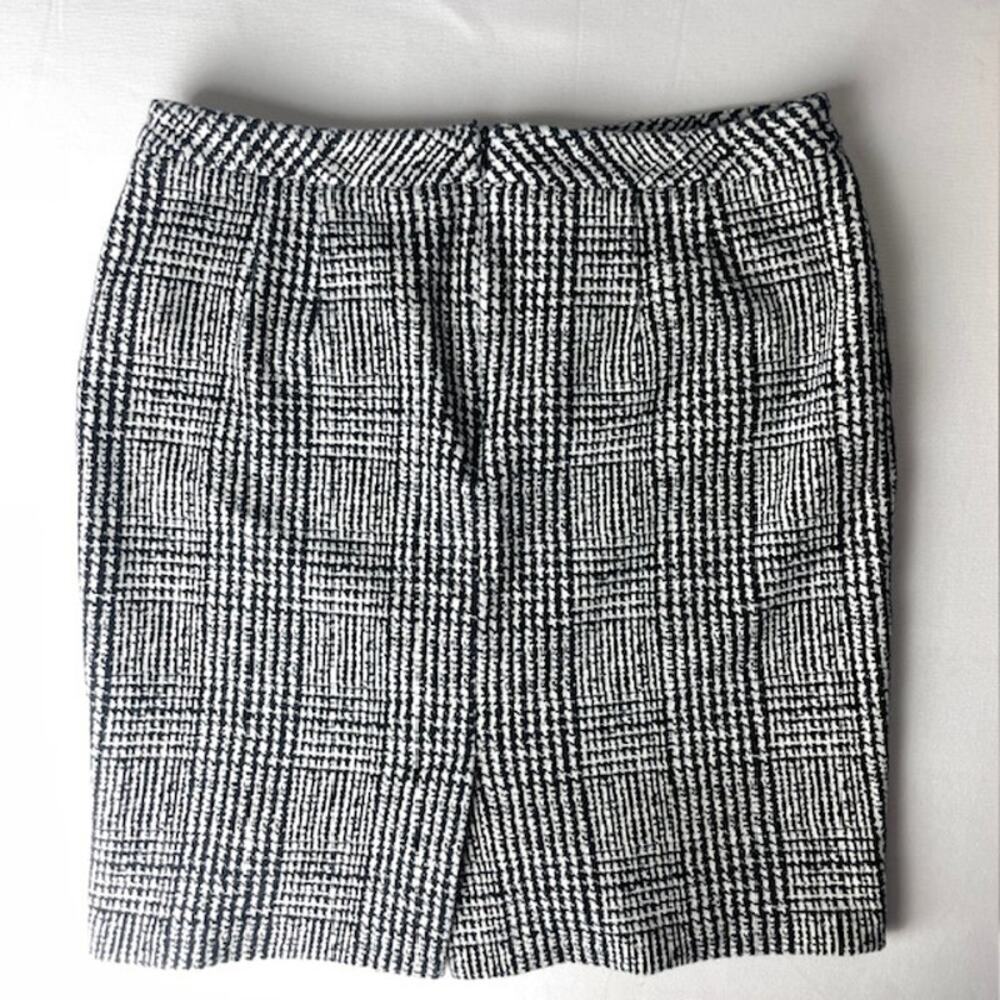 Talbots Petite Black White Tweed Plaid Pencil Skirt Career Classic 8P Academia